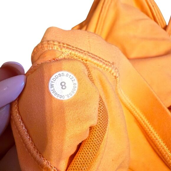 Lululemon Women’s 8 Align Tank Orange Soda Fitted Crop Basic Trendy Athletic - Picture 4 of 11